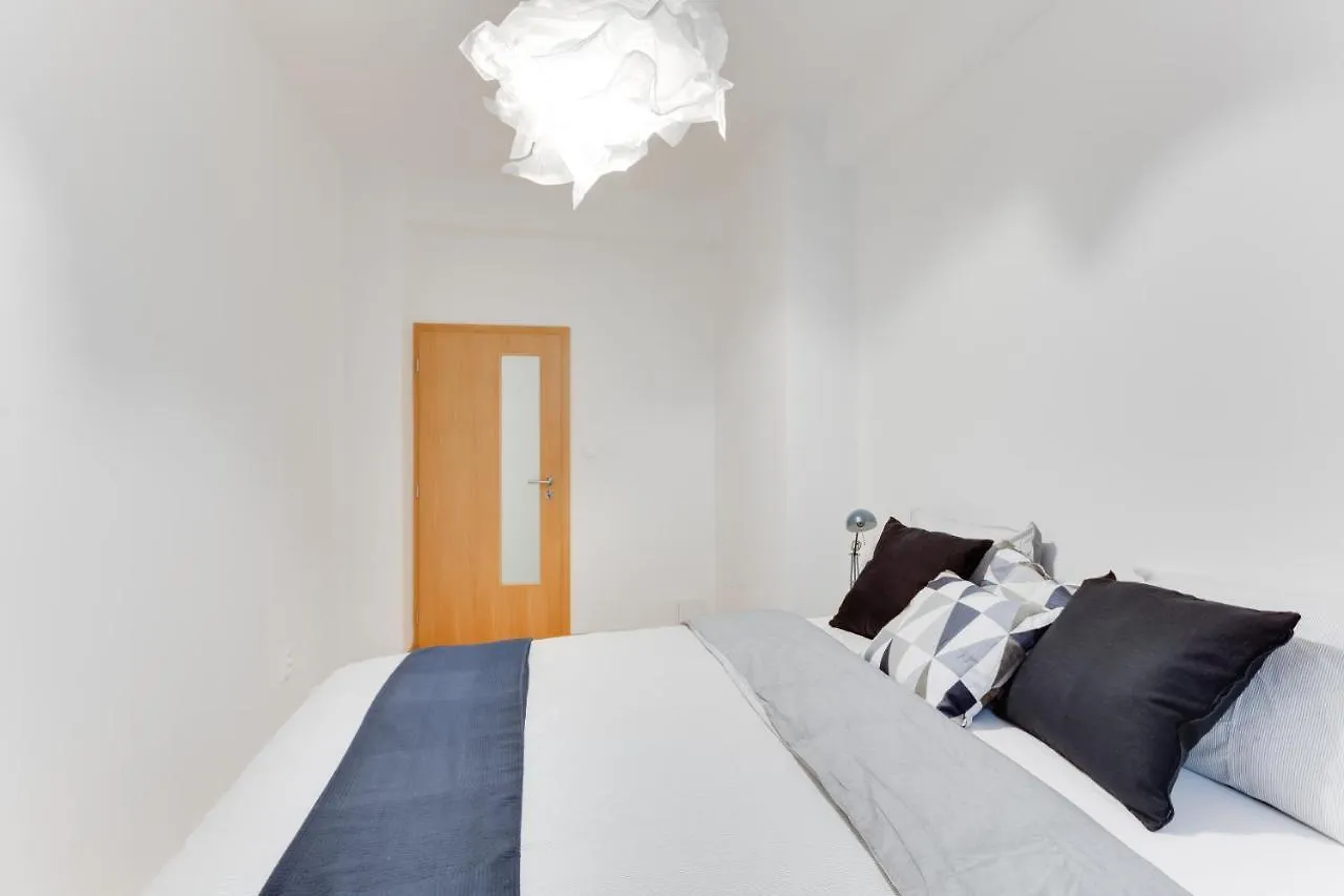 Top Flat 2 Bedrooms In Historical Center - Klimentska Prag Lejlighed