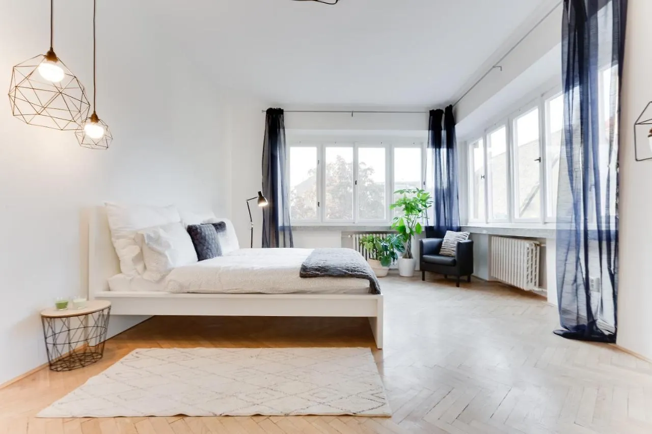 Top Flat 2 Bedrooms In Historical Center - Klimentska Prague Czech Republic