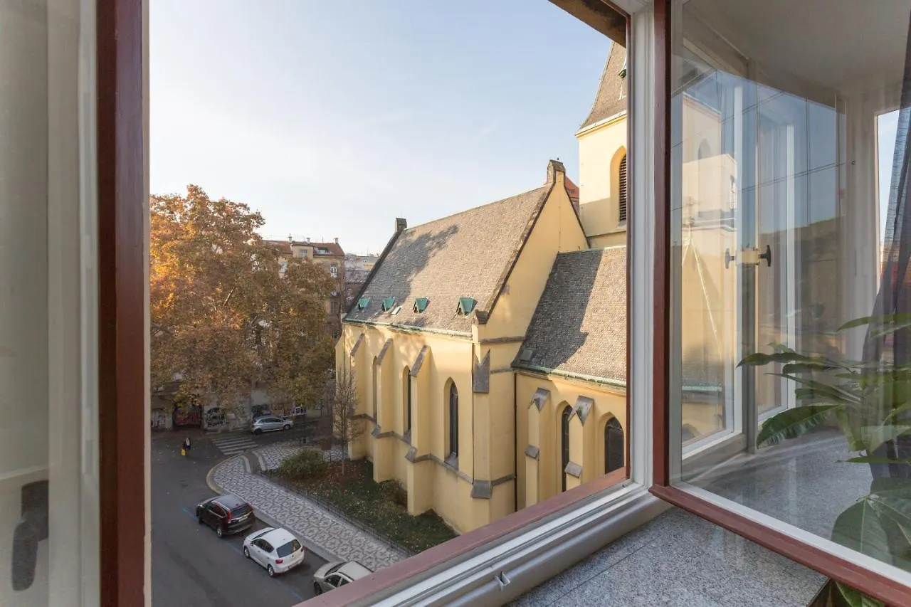 Apartment Top Flat 2 Bedrooms In Historical Center - Klimentska Prague Czech Republic