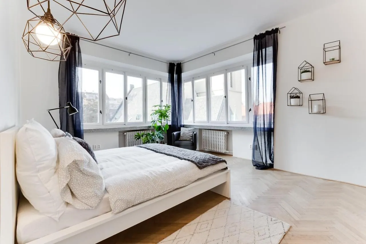 Top Flat 2 Bedrooms In Historical Center - Klimentska Prague Czech Republic