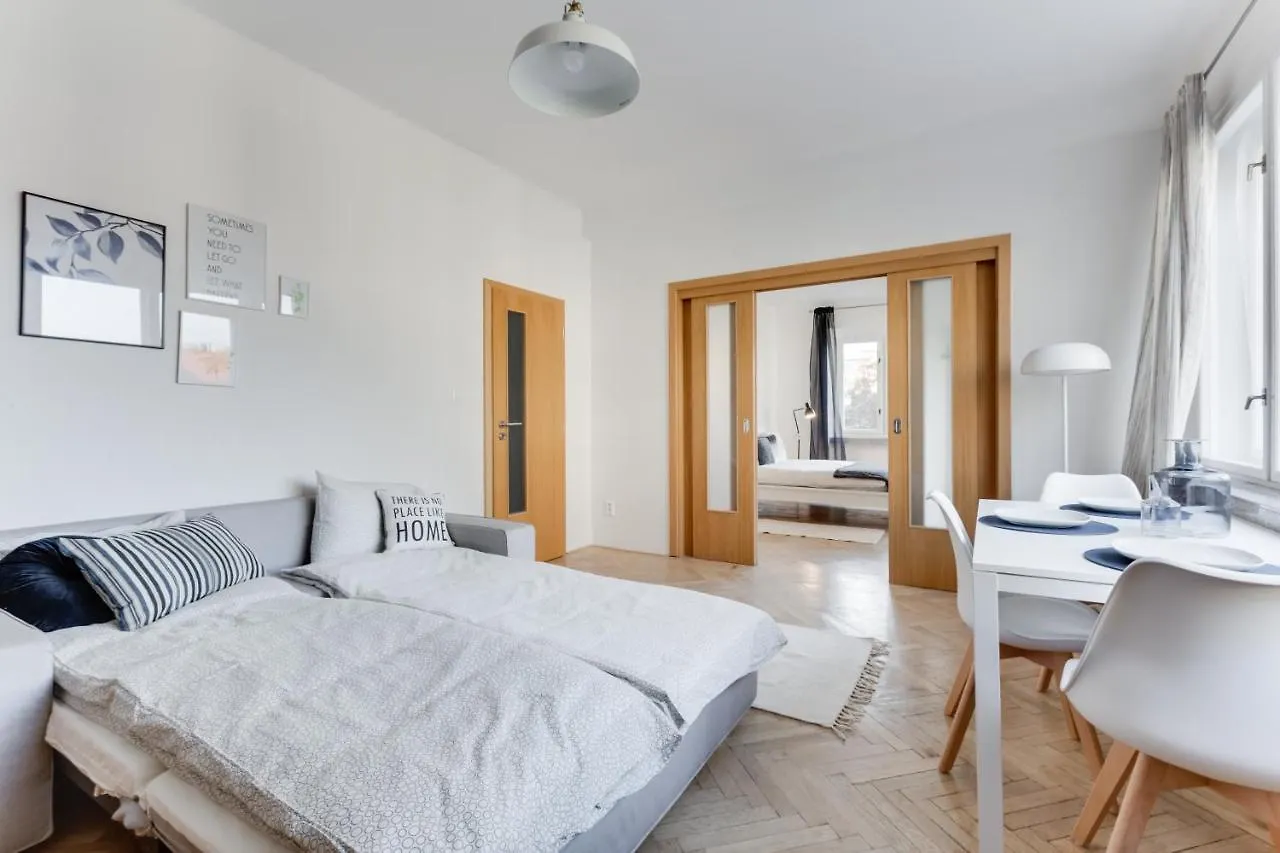 Top Flat 2 Bedrooms In Historical Center - Klimentska Prague 0*,